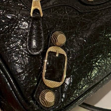 BALENCIAGA 巴黎世家 METALLIC EDGE HIP 金扣 黑色 肩背包 側背包 斜背包 手提包-23
