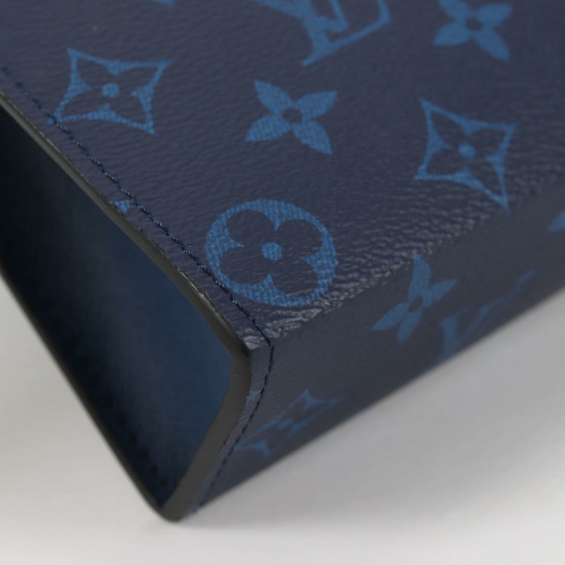 【日本直送】路易威登 Tiger Lama Monogram Pochette Voyager 中型包 M30423 LV 正品 135300M-6