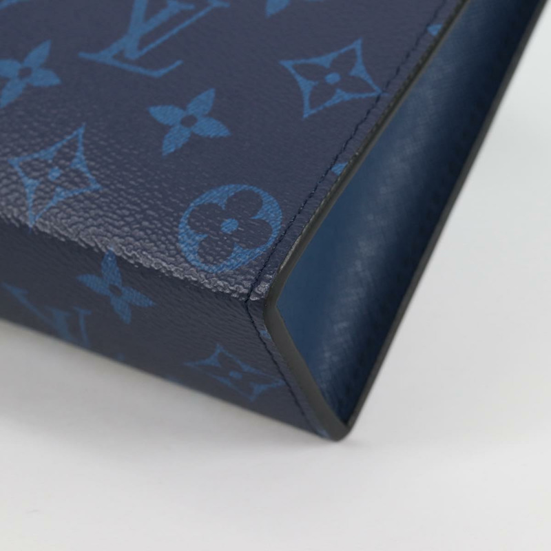 【日本直送】路易威登 Tiger Lama Monogram Pochette Voyager 中型包 M30423 LV 正品 135300M-13