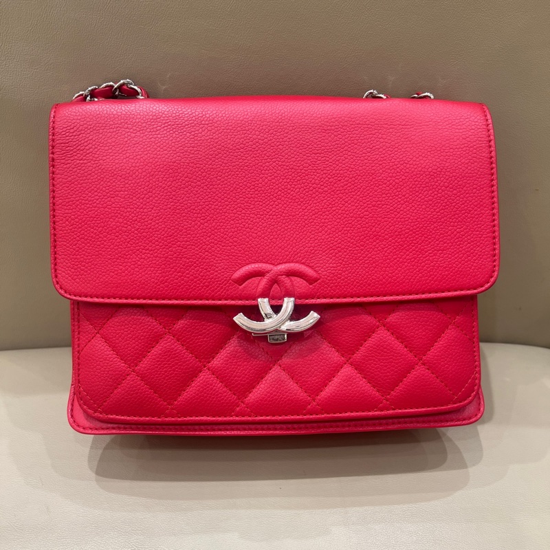 CHANEL香奈兒古巴系列紅銀羊皮郵差包 尺寸25*17.5*7cm-0