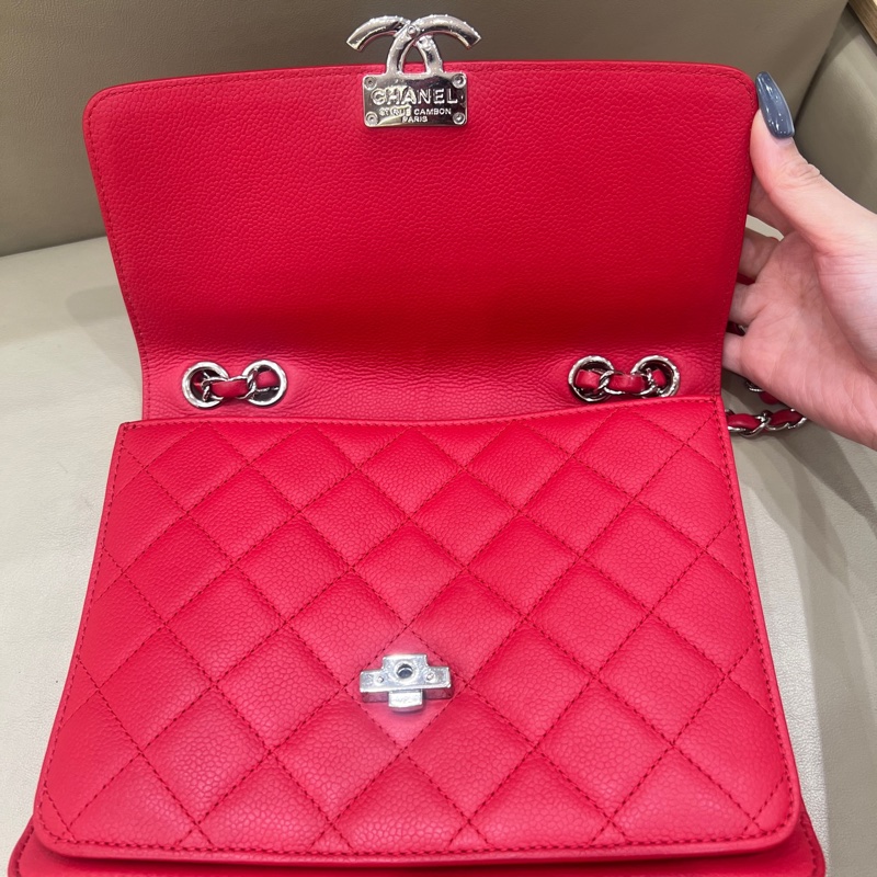CHANEL香奈兒古巴系列紅銀羊皮郵差包 尺寸25*17.5*7cm-12