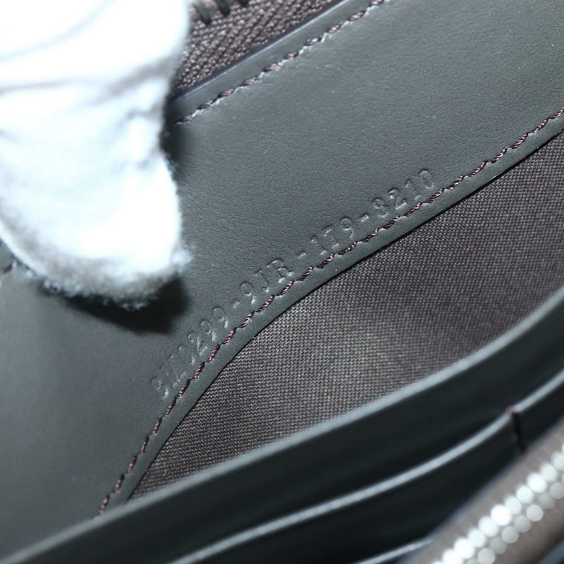 【日本直送】FENDI Hypnotize 長版皮夾 皮革 灰色 正品 142443M-10