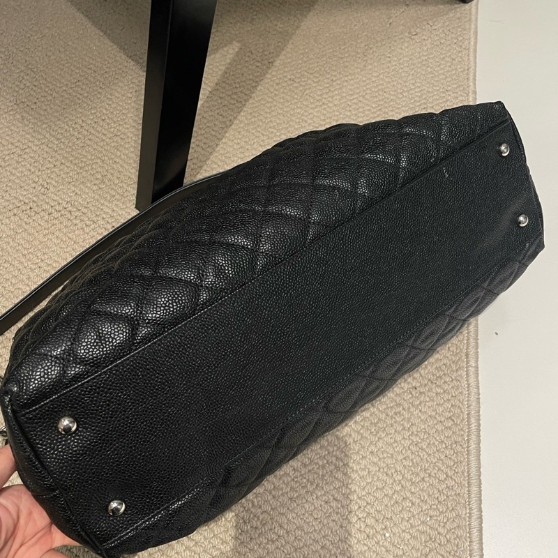 Chanel 黑銀魚子醬牛皮2way龍蝦包hobo 大號 底長約38cm-8