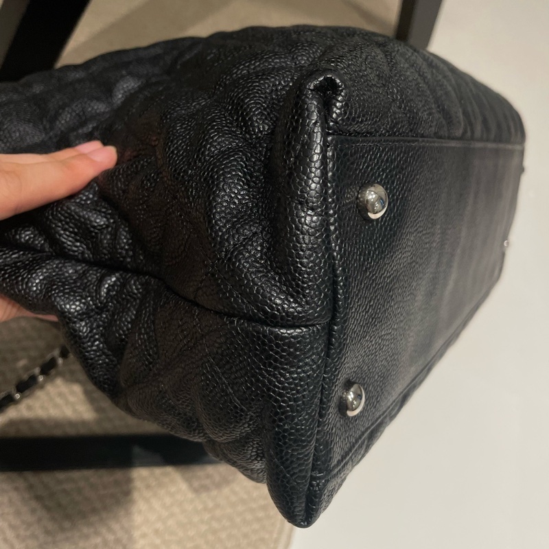 Chanel 黑銀魚子醬牛皮2way龍蝦包hobo 大號 底長約38cm-10