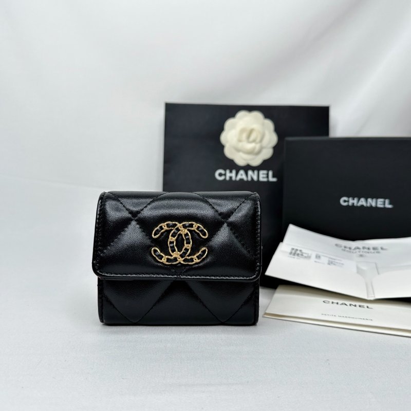 CHANEL 19黑金羊三折短夾-0
