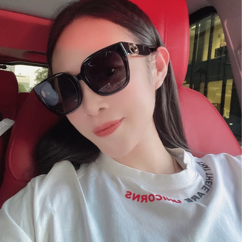 Dior 黑色方框太陽眼鏡 30Montaigne S8U-18