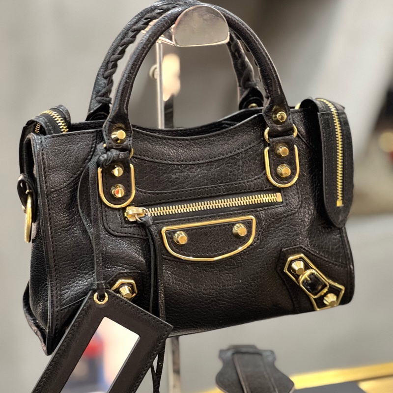 Balenciage 機車包 mini 黑金 底長約23 配件防塵 。-2