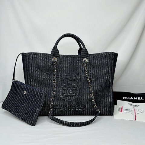 CHANEL 24A新款深藍牛仔沙灘包