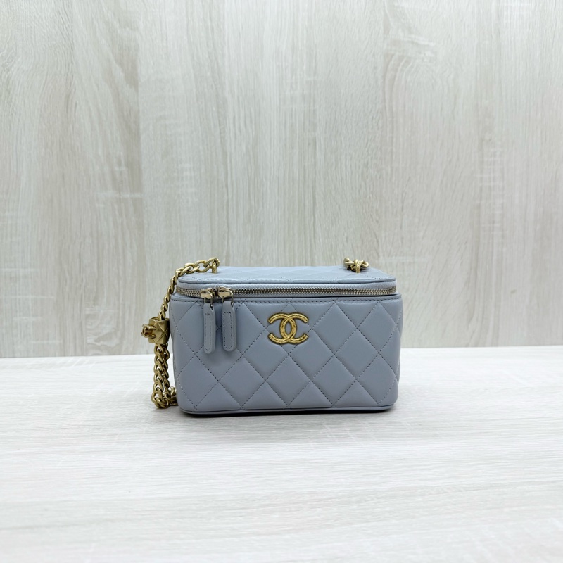 CHANEL灰色羊皮金色調節扣長盒子AP2303-0