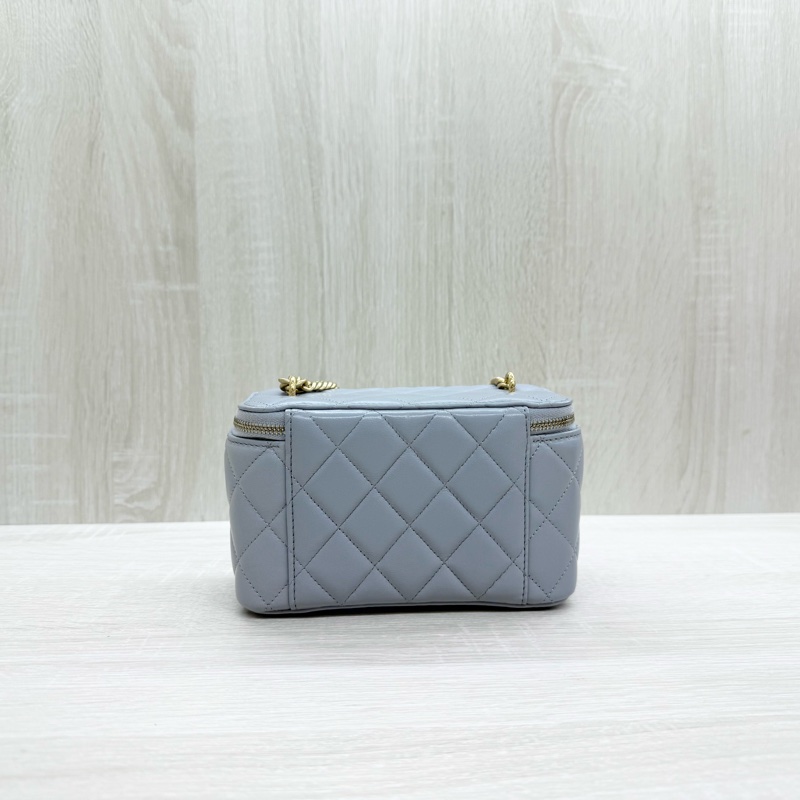 CHANEL灰色羊皮金色調節扣長盒子AP2303-1