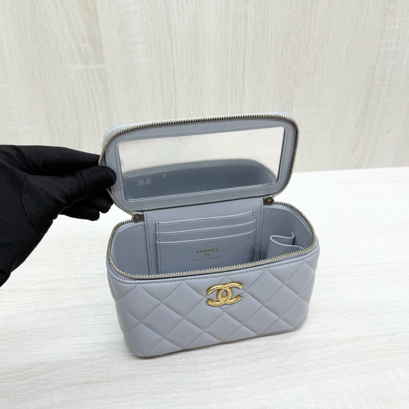 CHANEL灰色羊皮金色調節扣長盒子AP2303-4