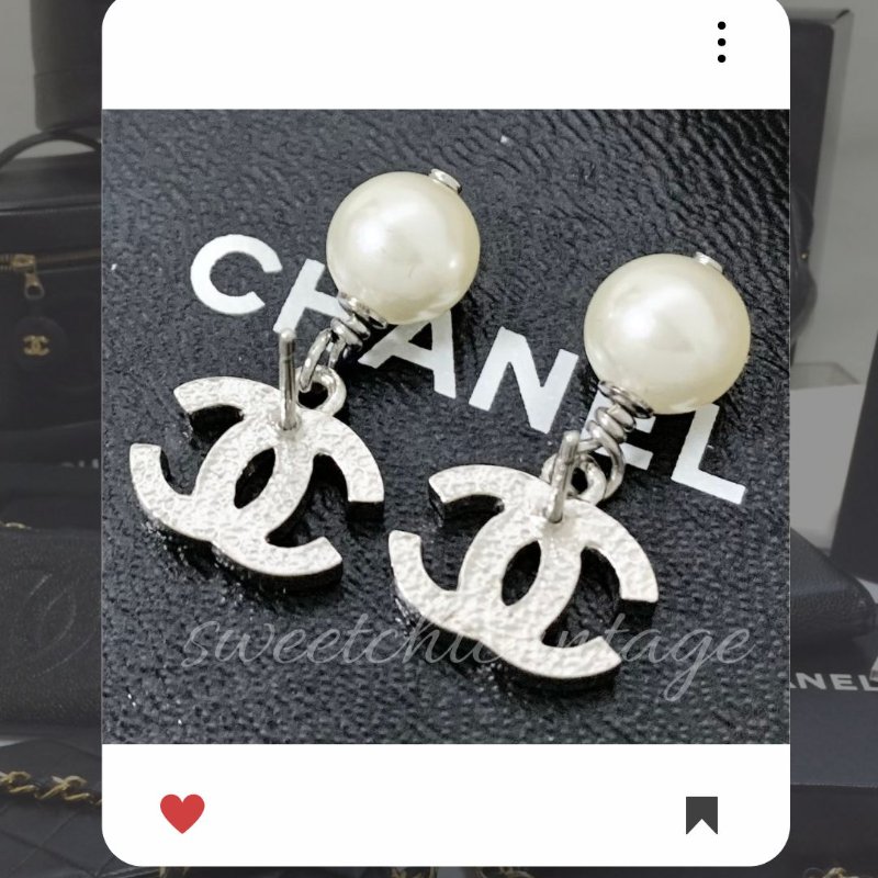 🛍️💖10 月新品上架 🔥 ✨超美新到 !香奈兒 Chanel 銀色 CC 珍珠耳環 🔥 香奈兒熱賣款 香奈兒耳環 CHANEL EARRING-1