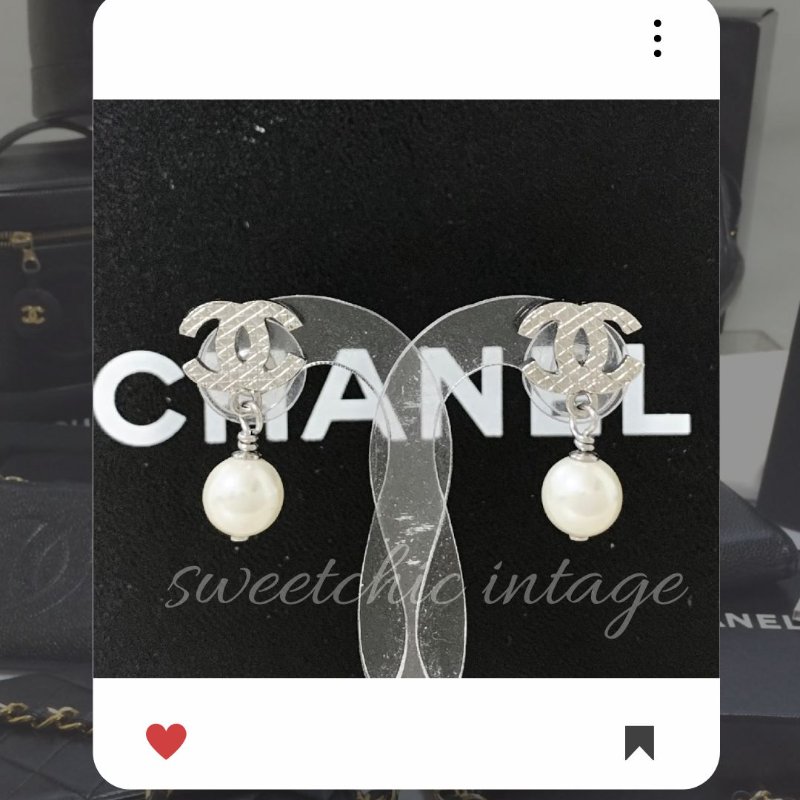 🛍️💖10 月新品上架 🔥 ✨超美新到 !香奈兒 Chanel 銀色 CC 珍珠耳環 🔥 香奈兒熱賣款 香奈兒耳環 CHANEL EARRING-7