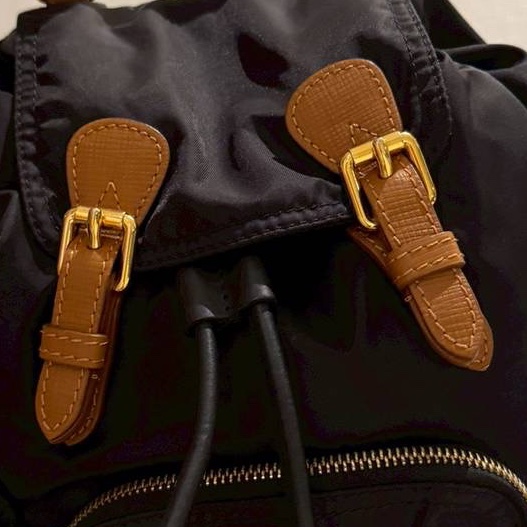 Burberry rucksack 黑金 mini 尼龍 後背包 雙肩包 手提包 肩背包-17