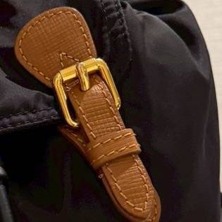 Burberry rucksack 黑金 mini 尼龍 後背包 雙肩包 手提包 肩背包-26