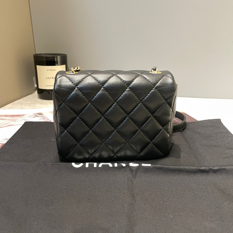 Chanel 21A黑金水鑽方胖子 尺寸約14*11-2