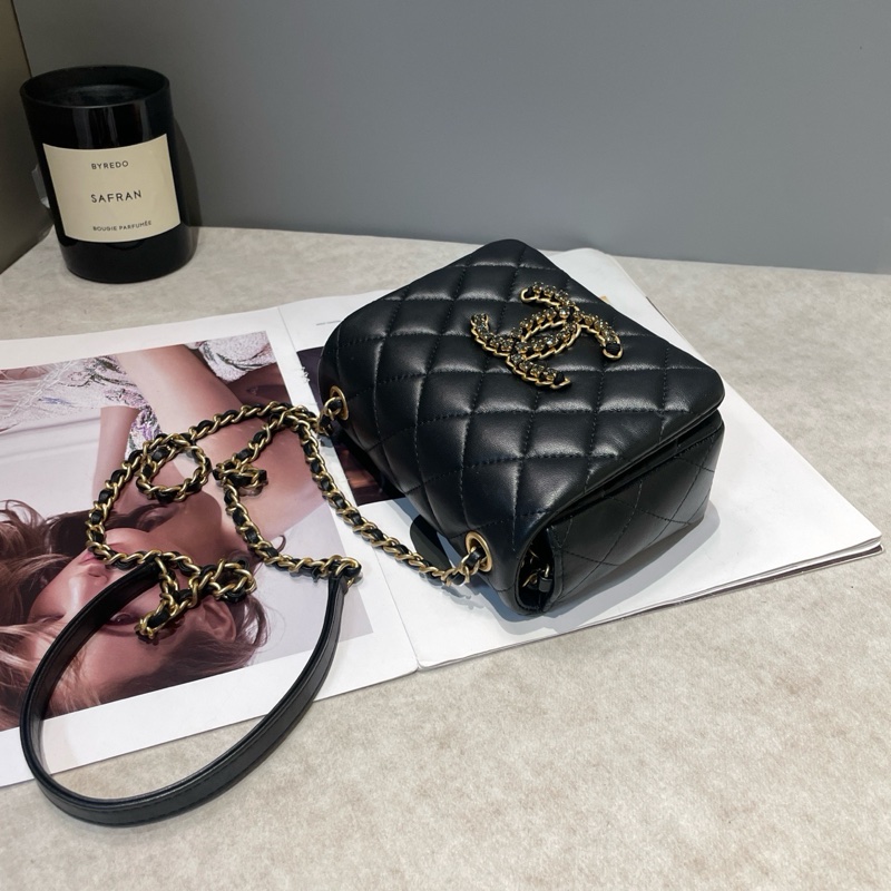 Chanel 21A黑金水鑽方胖子 尺寸約14*11-3
