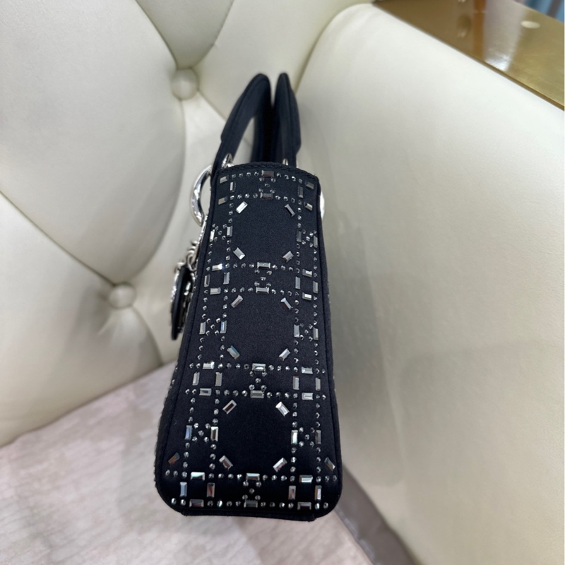 🍁Dior迪奥黑色丝绸水钻缎面三格戴妃 尺寸17*15*7cm 公价40000-2
