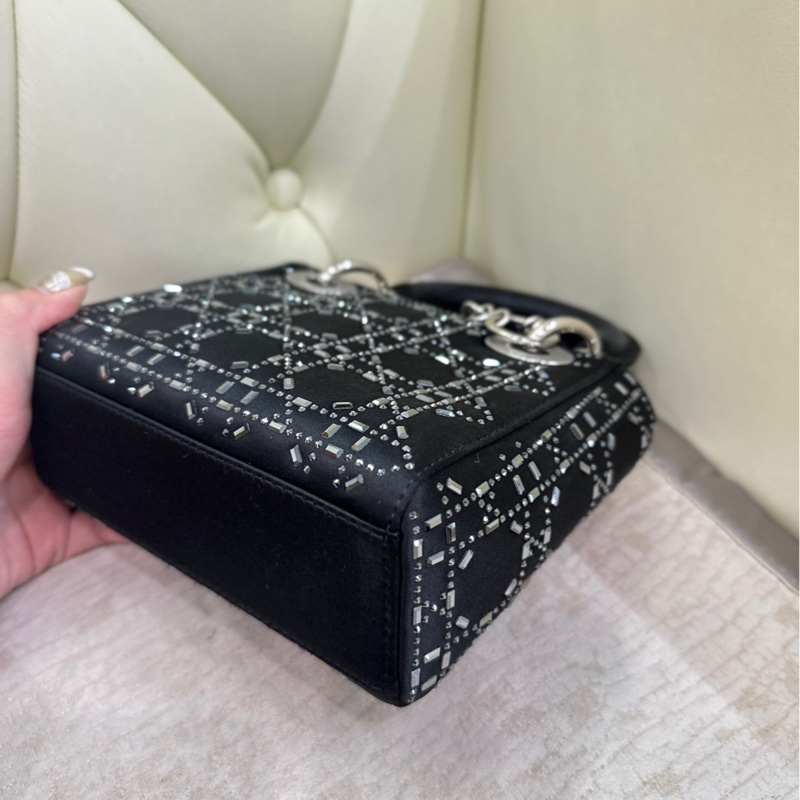 🍁Dior迪奥黑色丝绸水钻缎面三格戴妃 尺寸17*15*7cm 公价40000-6