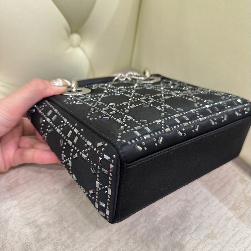 🍁Dior迪奥黑色丝绸水钻缎面三格戴妃 尺寸17*15*7cm 公价40000-7