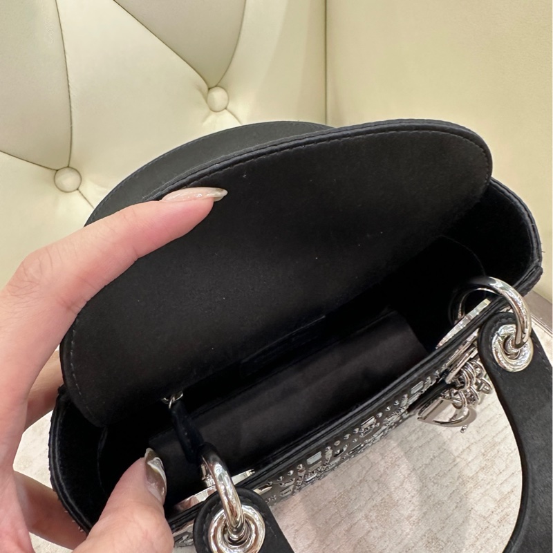 🍁Dior迪奥黑色丝绸水钻缎面三格戴妃 尺寸17*15*7cm 公价40000-12