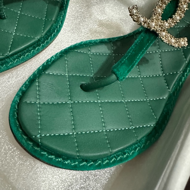CHANEL 低跟涼鞋👡 37-8