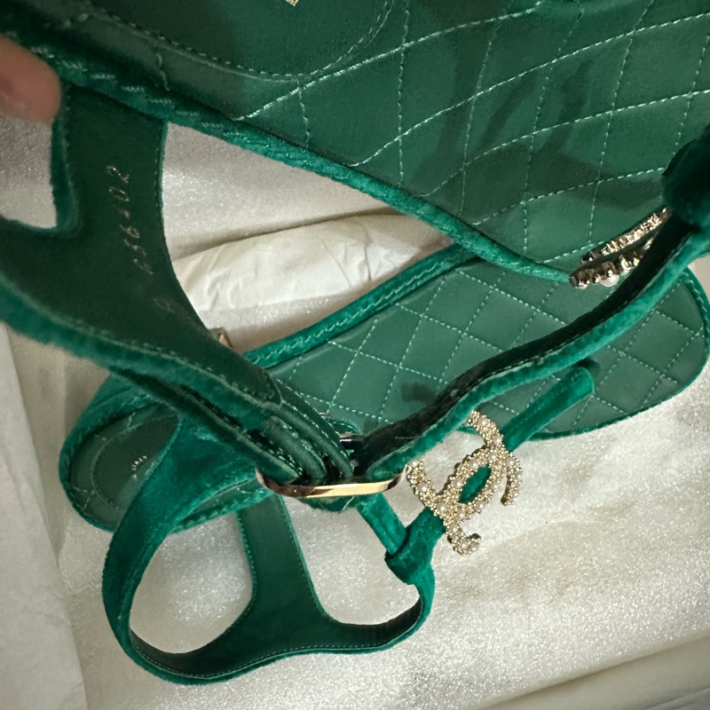 CHANEL 低跟涼鞋👡 37-47