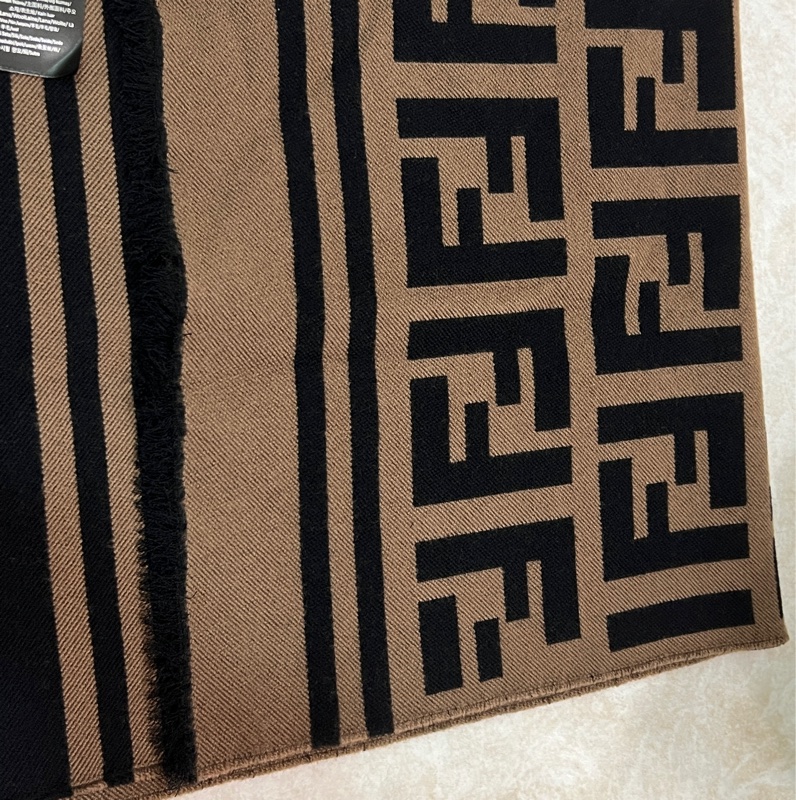 Fendi棕色羊毛圍巾-11