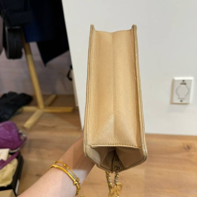 Chanel 老香/ 真品/香奈兒Vintage 奶茶色 大地色 /山型紋 /羊皮 肩背包 斜背包 側背包 鍊條包-11