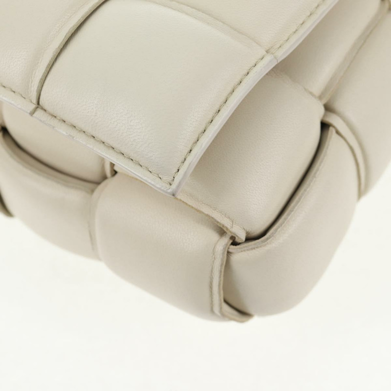 【日本直送】BOTTEGA VENETA MAXI INTRECCIATO Cassette 單肩包 皮革 白色 正品 143340M-14