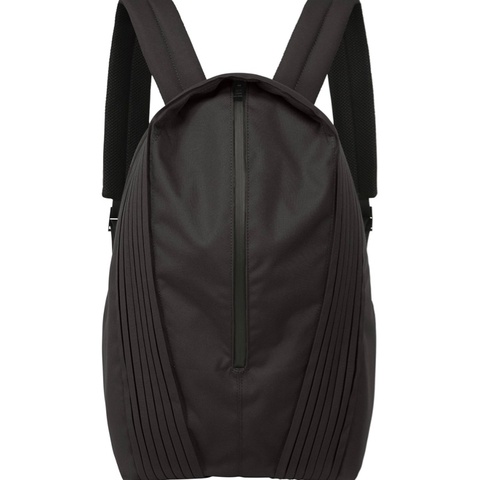 IM MEN ISSEY MIYAKE ORGAN後背包黑色