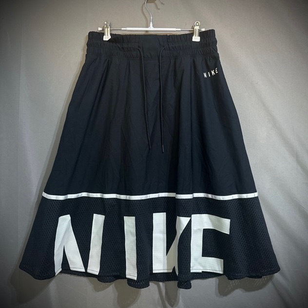 Nike 大logo抽繩運動裙 大傘擺傘型半身裙 女 M 限時優惠不議價-0