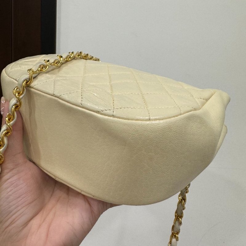 chanel 香奈兒 vintage 米黃 卡其 半月包 肩背包 鏈帶包 鍊條包 斜背包 側背包-7