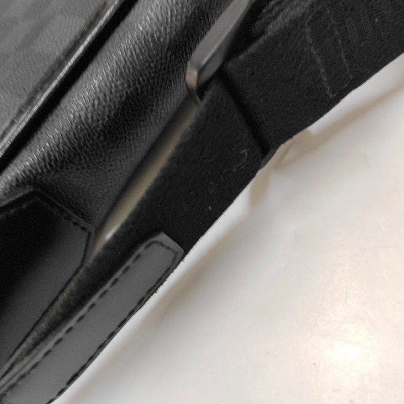 LOUIS VUITTON DANIEL 中號塗層帆布棋盤格斜背包肩背包-10
