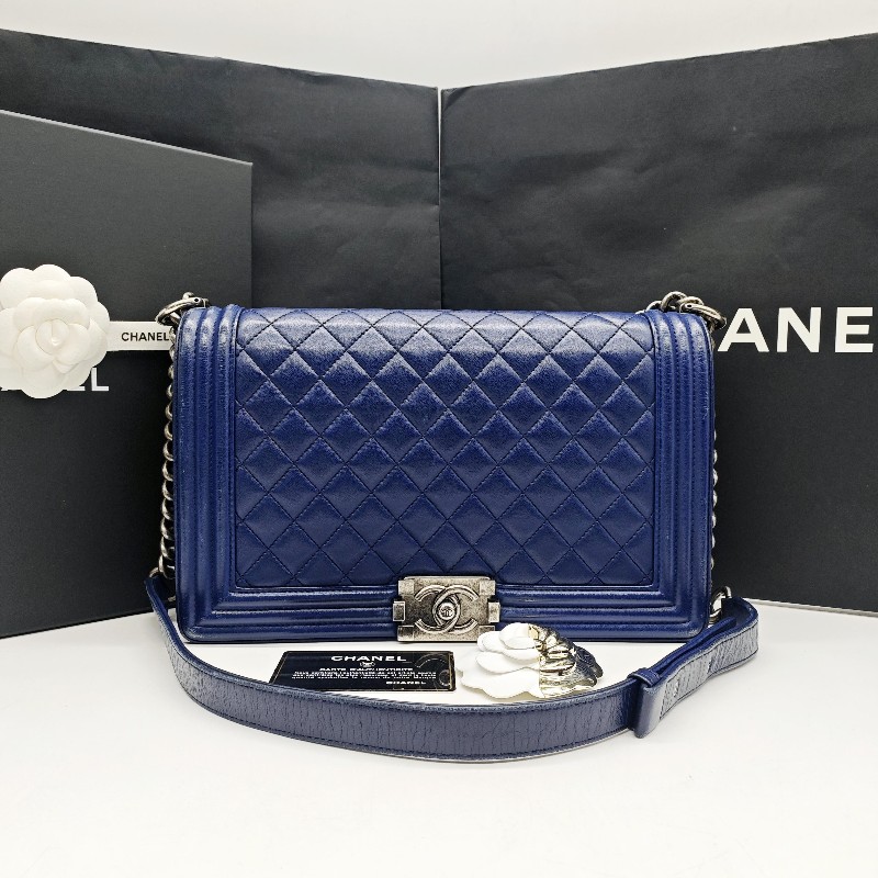 Chanel 藍色銀扣羊皮中大號 28cm Leboy經典菱格紋 做舊銀色五金 肩背包-0