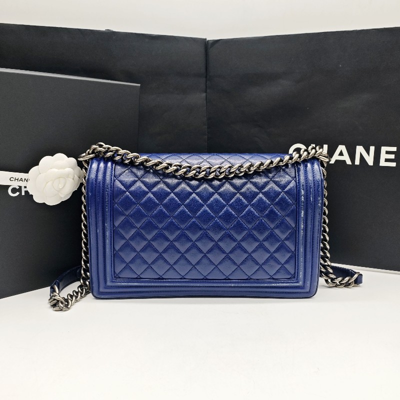 Chanel 藍色銀扣羊皮中大號 28cm Leboy經典菱格紋 做舊銀色五金 肩背包-1