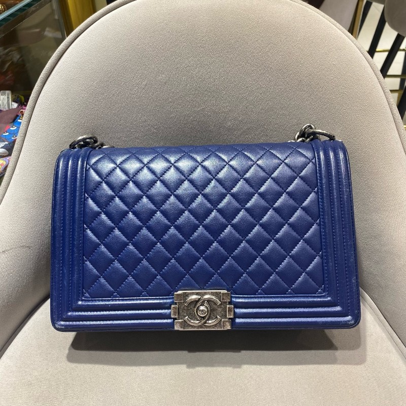 Chanel 藍色銀扣羊皮中大號 28cm Leboy經典菱格紋 做舊銀色五金 肩背包-6