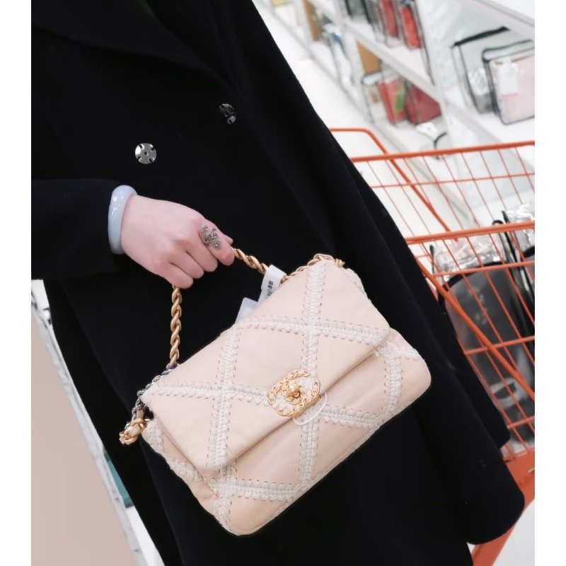 CHANEL 香奈兒 限量款 19 牛皮 粉色 鈎花縫線二 斜背包 肩背包 鍊條包 側背包 手提包-4