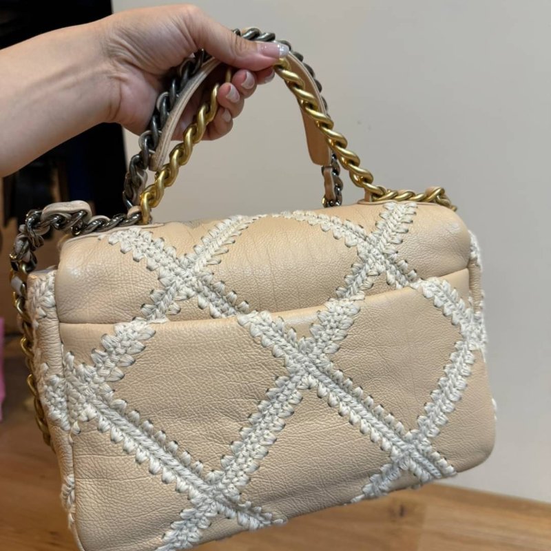 CHANEL 香奈兒 限量款 19 牛皮 粉色 鈎花縫線二 斜背包 肩背包 鍊條包 側背包 手提包-15