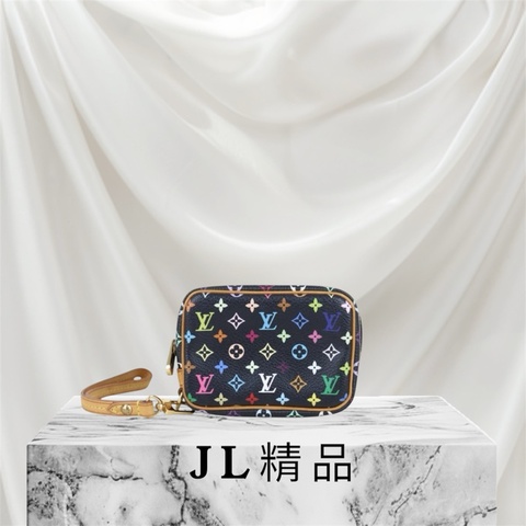 「JL精品代購」9新 LV 黑三彩 手拿小方包