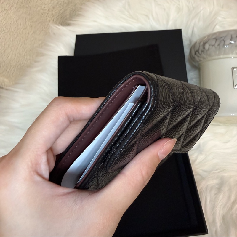 Chanel經典荔枝牛皮短夾-11