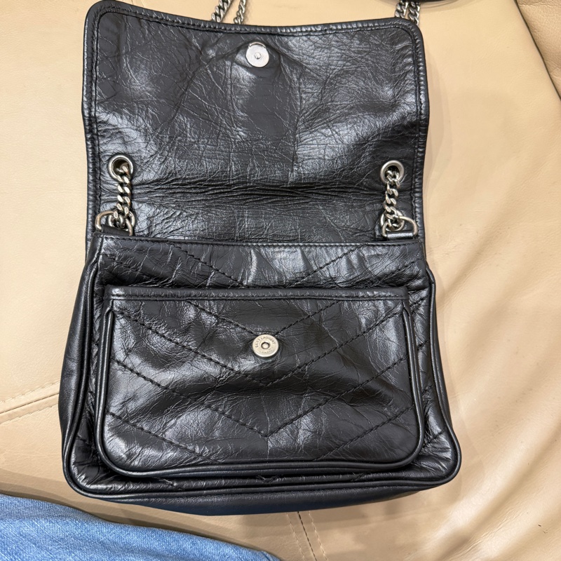 D扣新款99新🈶️購證❤️ ysl #黑銀 #niki #小號 #鏈條包-8