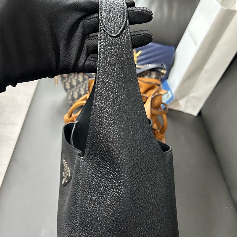 Prada 黑銀全皮小號菜籃子托特包 經典三角標 手提包-9