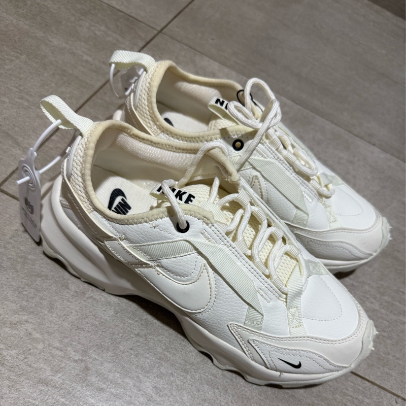 Nike TC7900全新女鞋-5