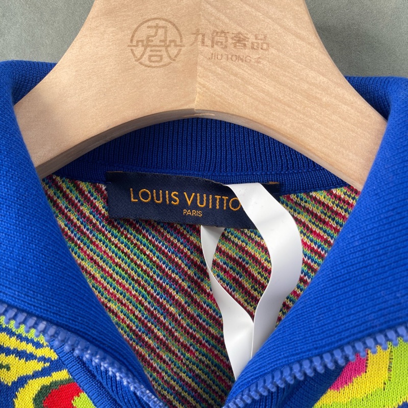 LV jacket-3