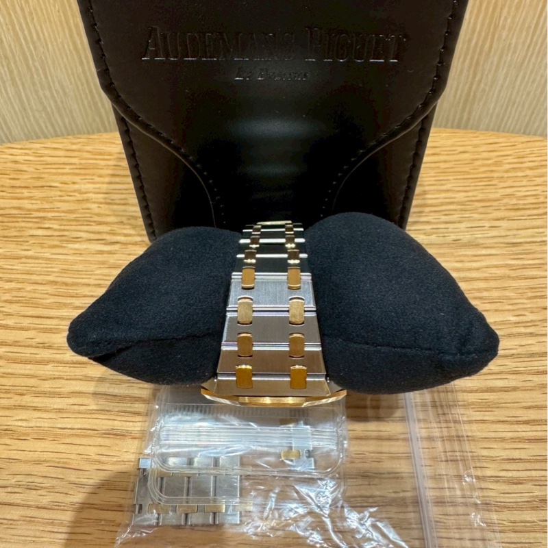 愛彼(Audemars Piguet)-3