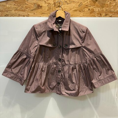 【美收精品】BURBERRY 粉色短版外套 4-111【隔月月中將轉賣至日本 上架期限30天】