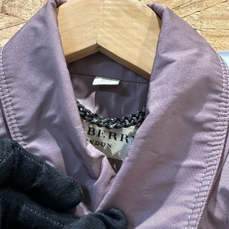 【美收精品】BURBERRY 粉色短版外套 4-111【隔月月中將轉賣至日本 上架期限30天】-8