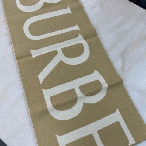 Burberry logo wool scarf