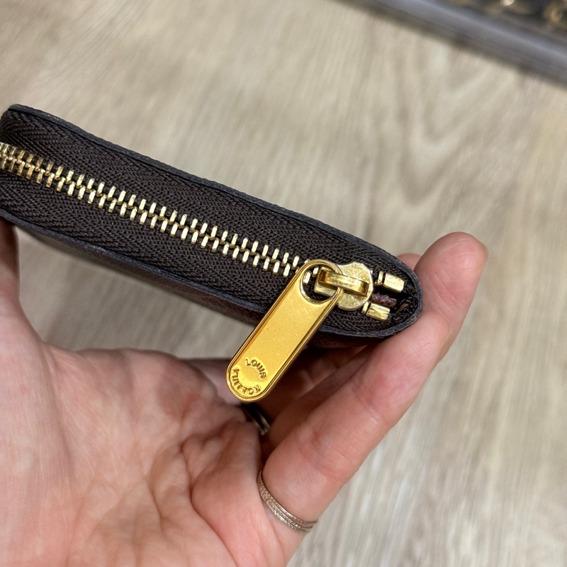 9新✨保值晶片款🎖️LV出名好用的錢包LV 原花 老花 拉鍊零錢包 m60067 卡包 短夾-9